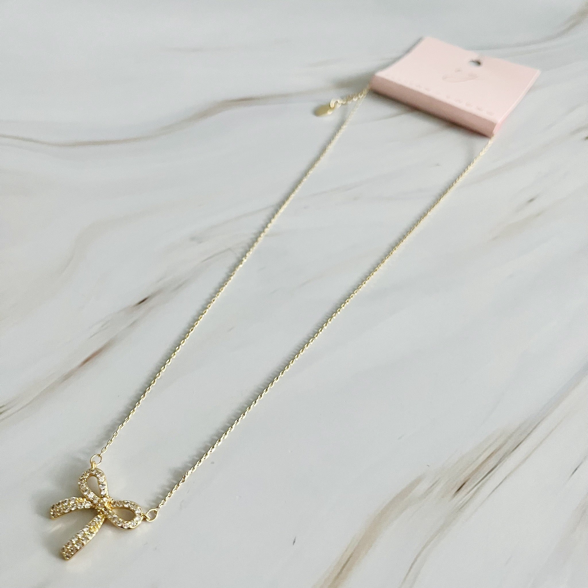 Collier Nœud Brillant