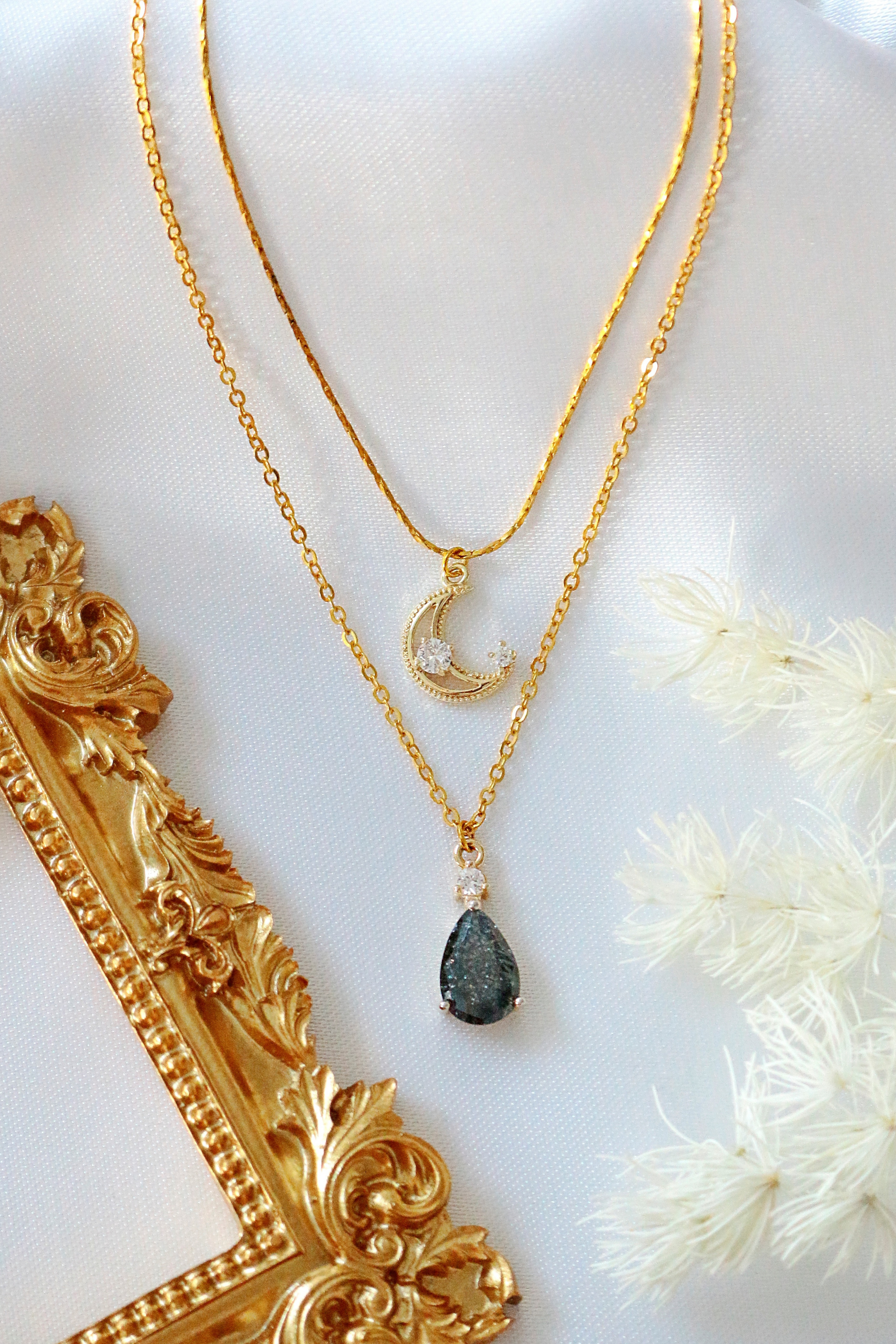 Collier Superposé Lune Plaqué Or 18K